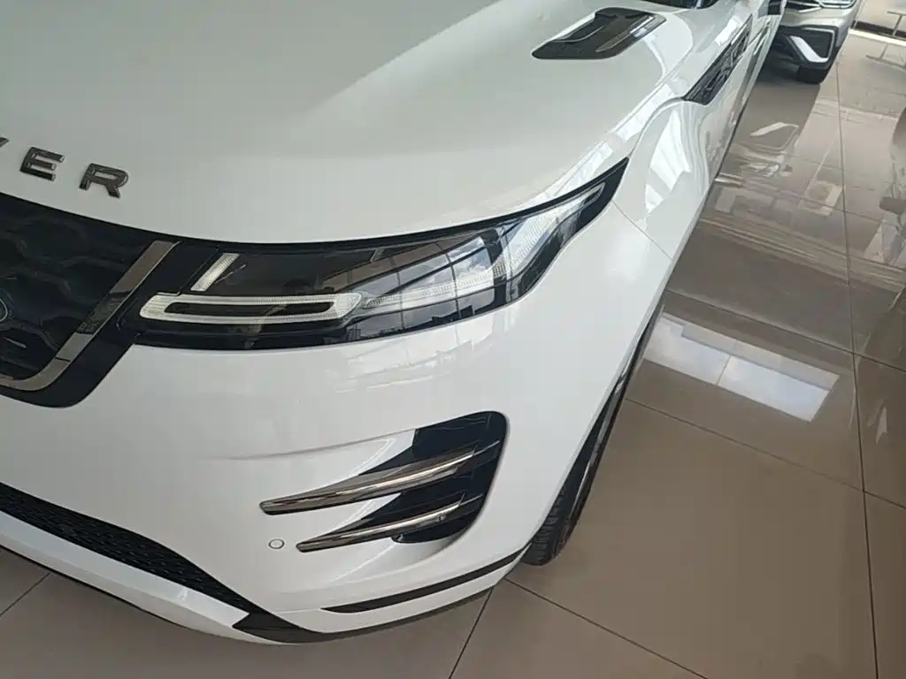 Фото 24 - Land Rover Range Rover Evoque