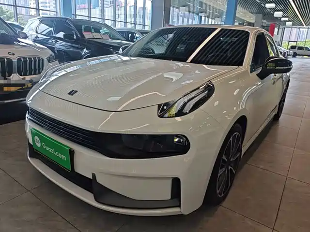 Lynk & Co 03 2020