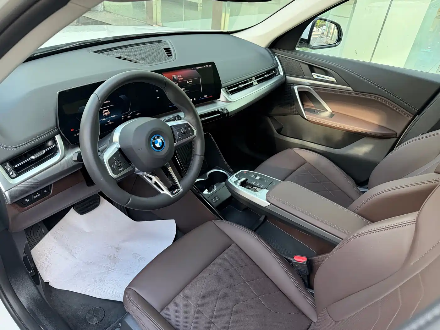 BMW iX1 2025 2025 eDrive25L M Sport Package