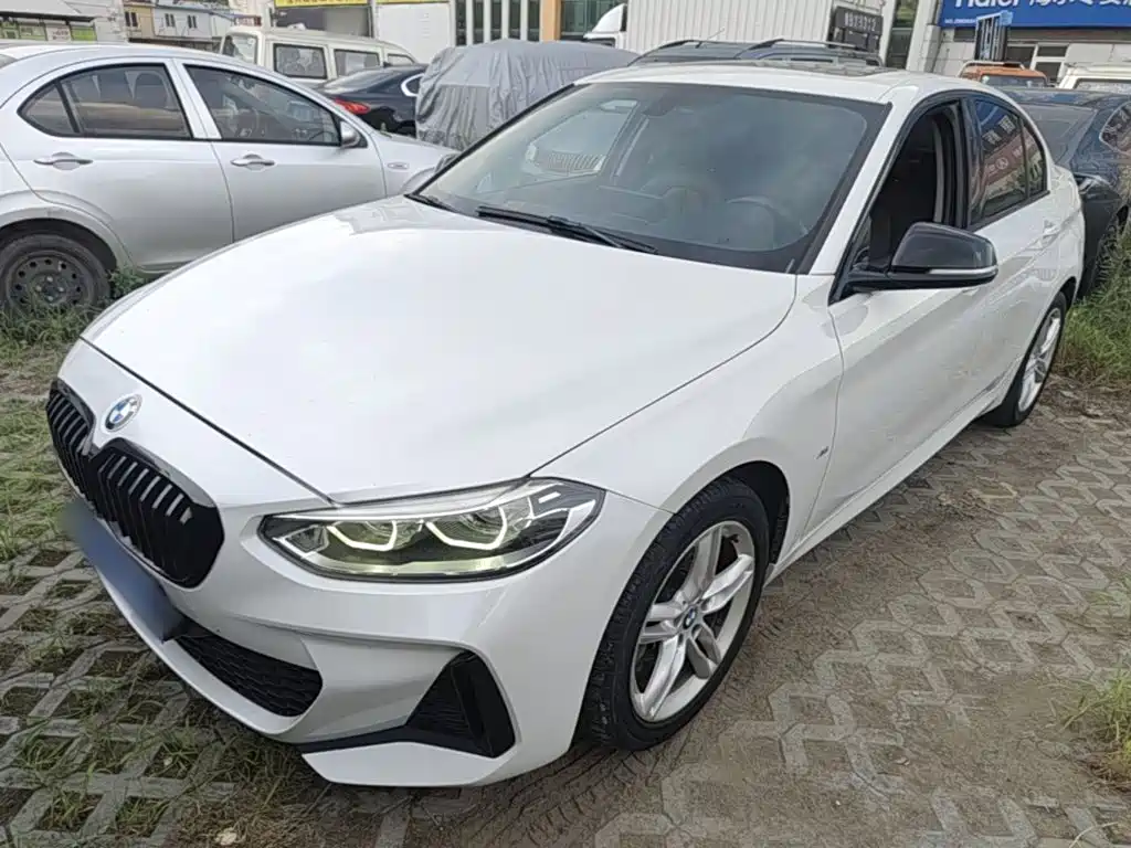 Фото 1 - BMW 1 Series