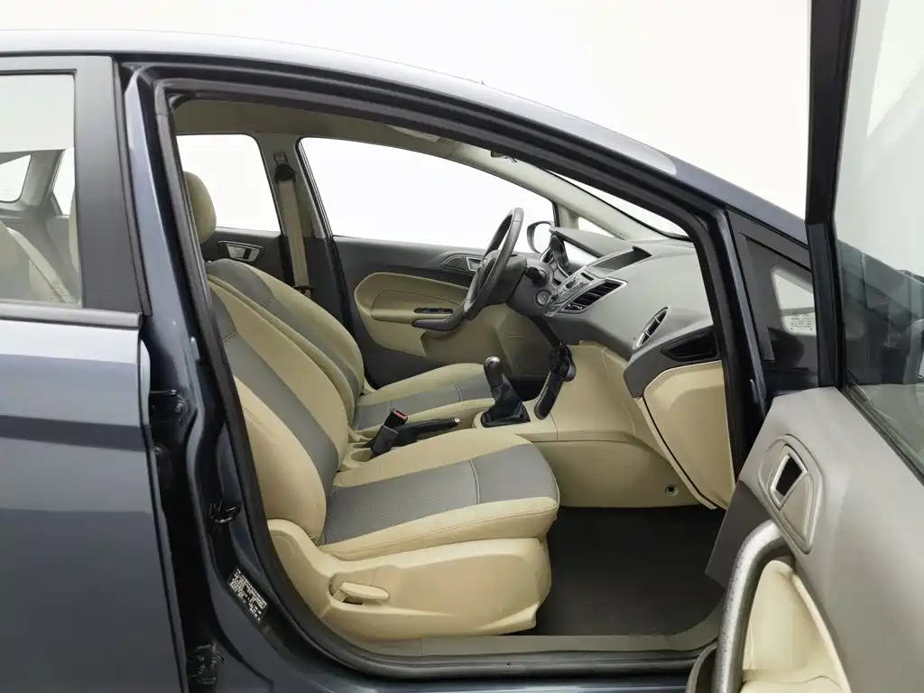 Ford Fiesta 2011 2011 Sedan 1.5L Manual Fashion