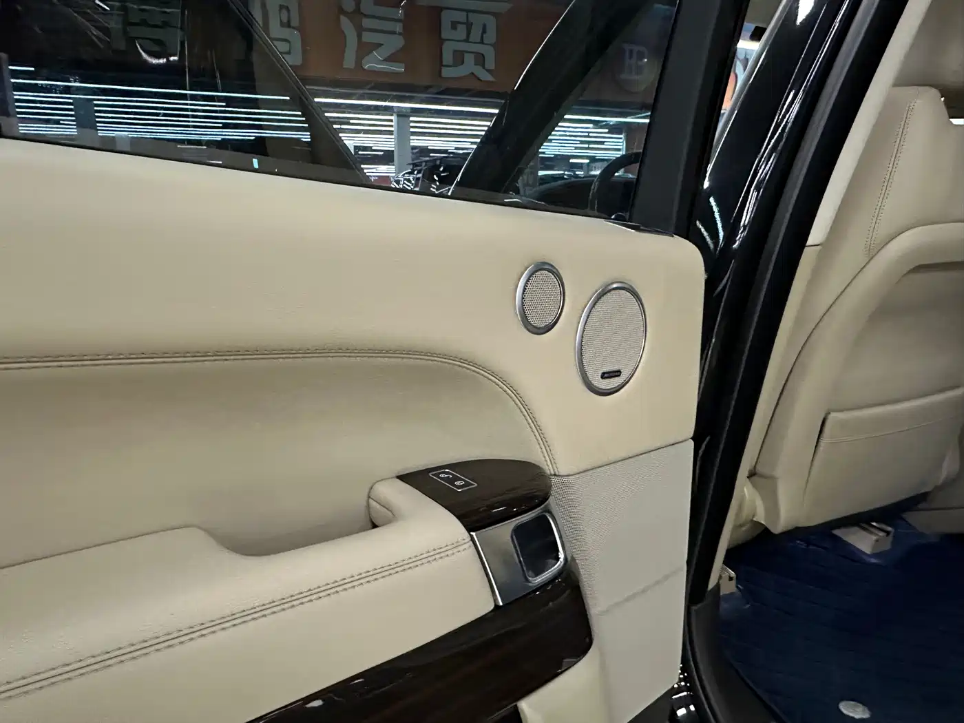 Фото 7 - Land Rover Range Rover