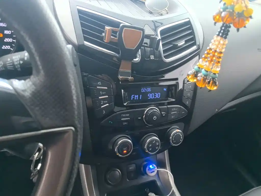 Haima S5 2015 2015 1.6L Manual Luxury Sunroof Edition