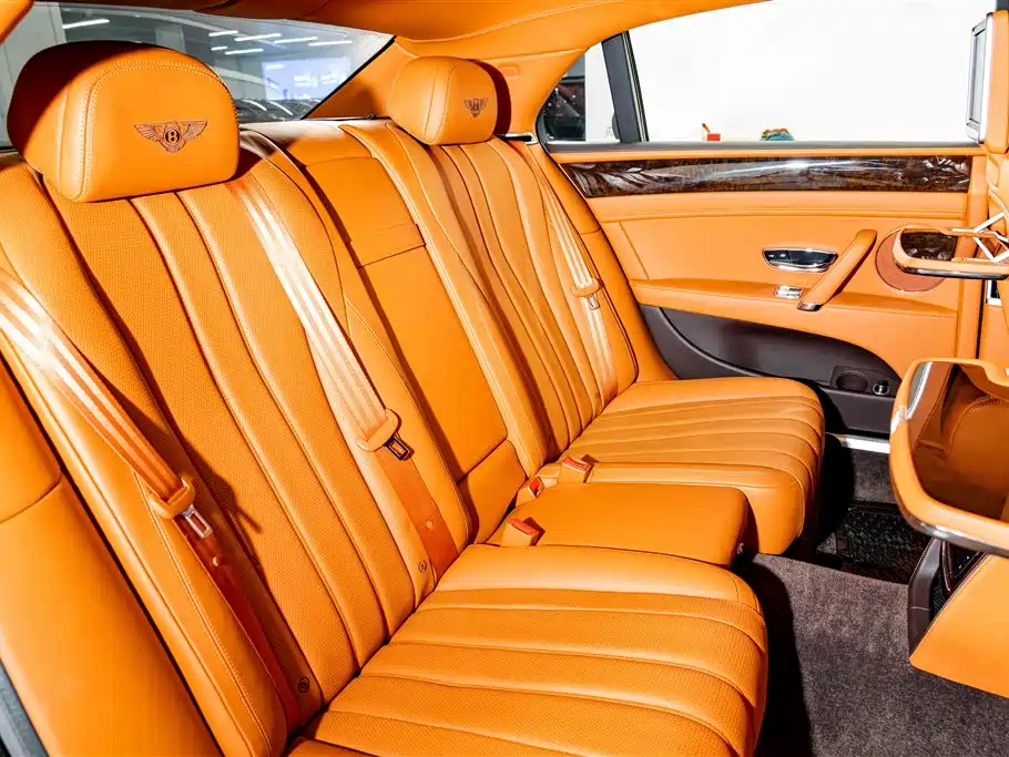 Photo 22 - Bentley Flying Spur