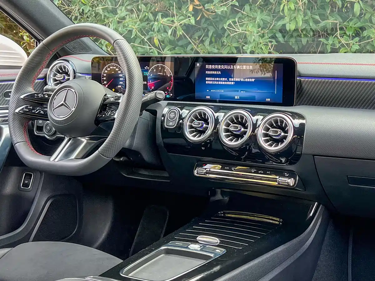 Mercedes-Benz A-Class 2025 Facelift A 200 L Fashion Edition фото 13