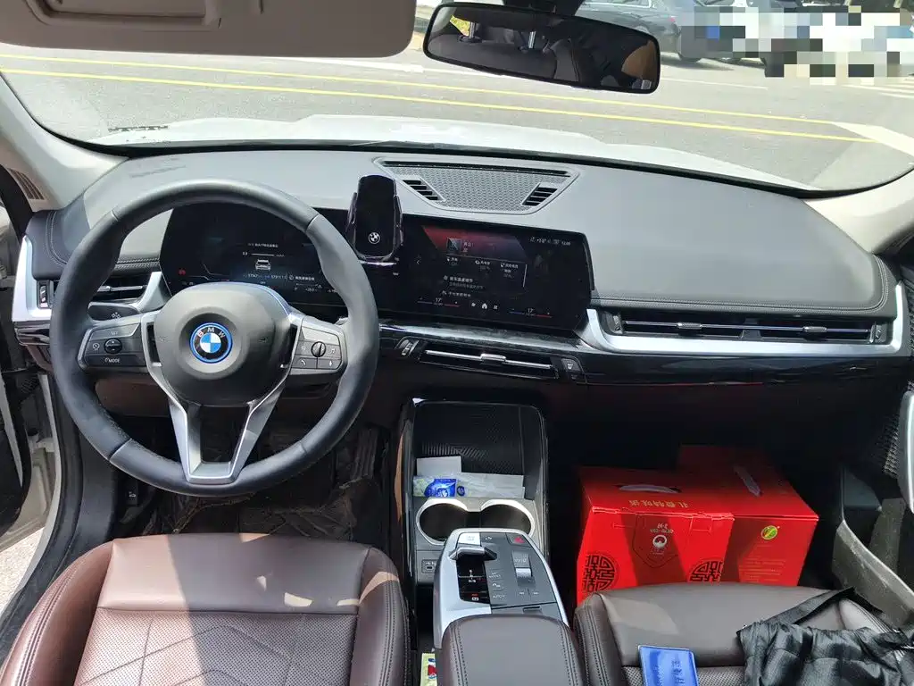 BMW iX1 2024 2023 eDrive25L X Design Package