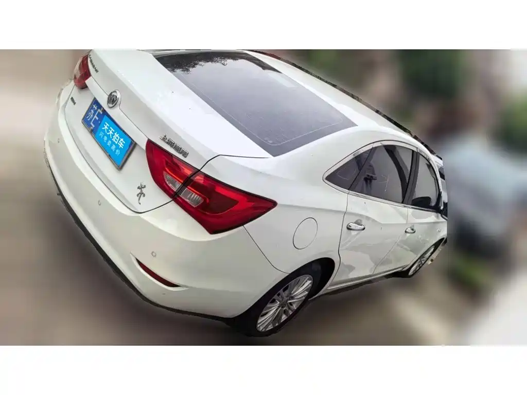 Фото 2 - Buick Excelle
