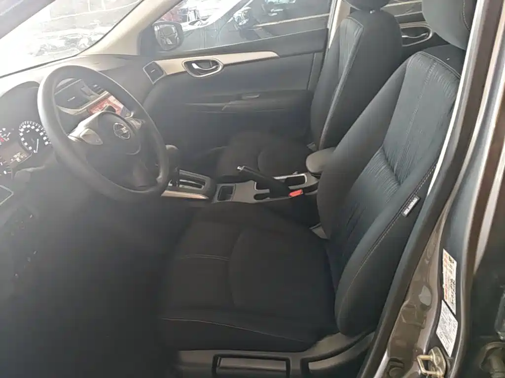 Nissan SYLPHY, миниатюра 8