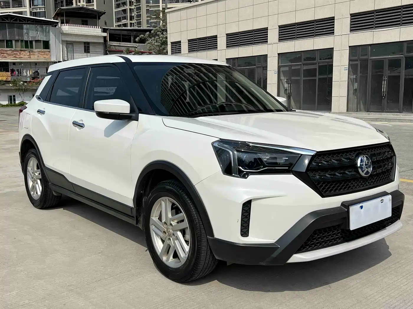 2022 Venucia T60