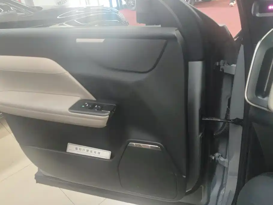Volvo XC70 Plug-in Hybrid 2026 2026 AWD Extended Range Core