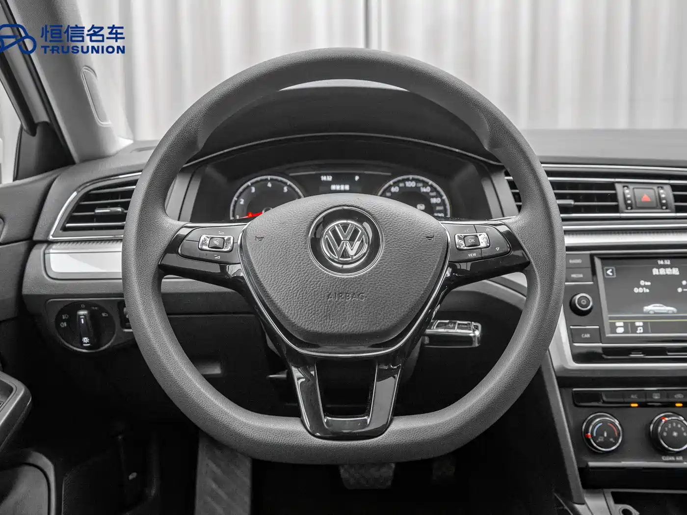 Volkswagen Lamando 2019 230TSI DSG Fashion Edition China VI фото 17