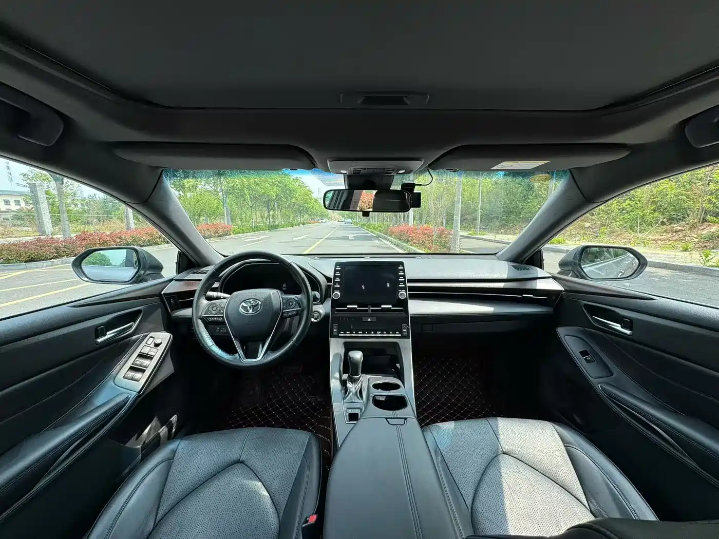 Toyota Avalon 2019 2.0L Luxury Edition (China VI) фото 8