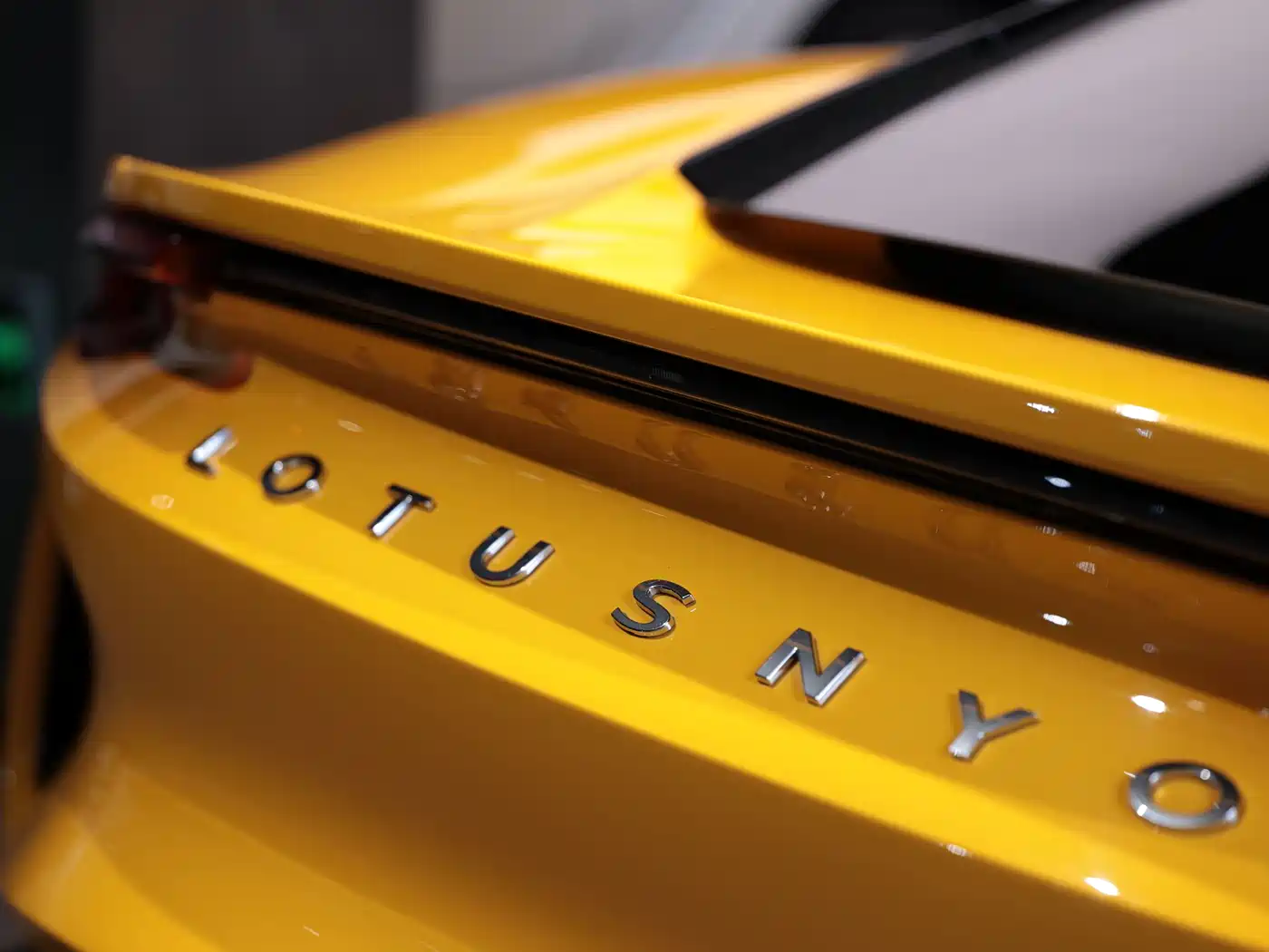 Lotus EMIRA 2024 2021 2.0T DCT First Edition