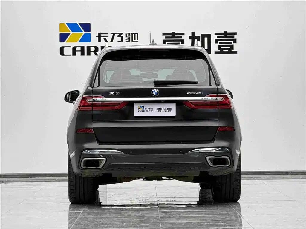 Фото 3 - BMW X7