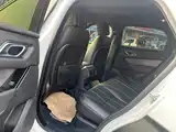 Фото 8 - Land Rover Range Rover Velar