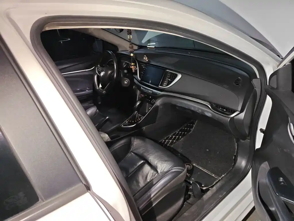 Фото 18 - Buick Excelle