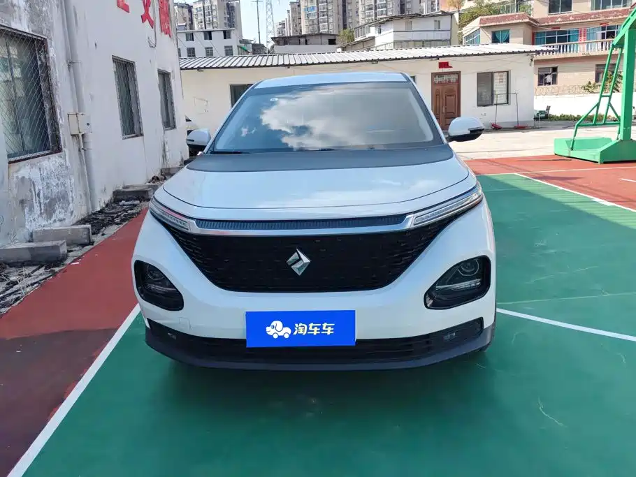 Baojun RM-5 2019 2019 1.5T Manual 24-hour Online Elite 7-seater