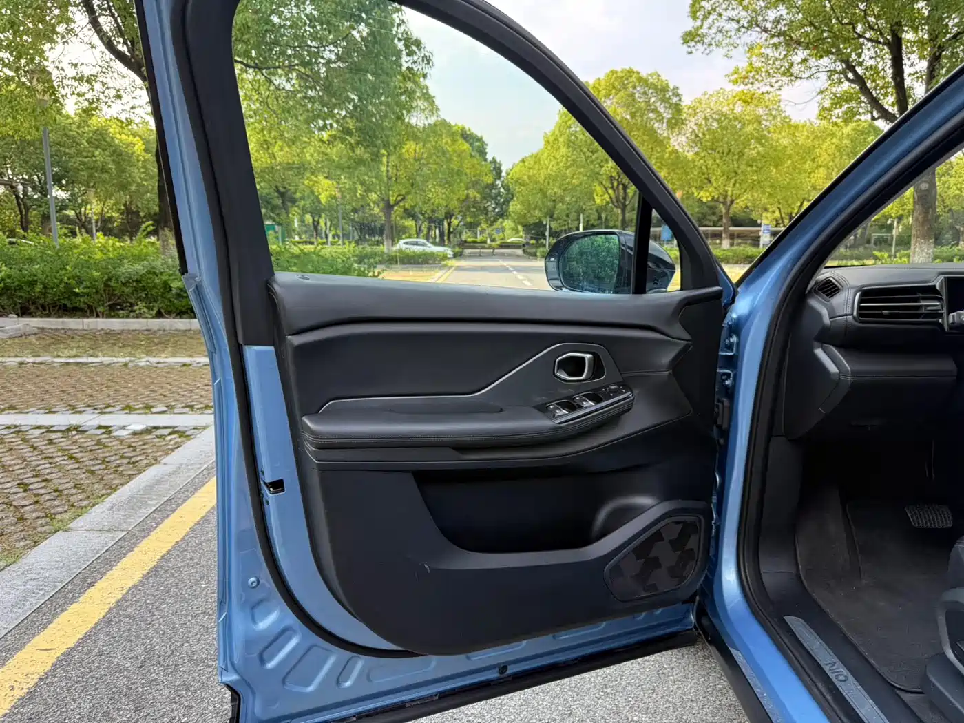 NIO ES8 2018 2018 Founder Edition