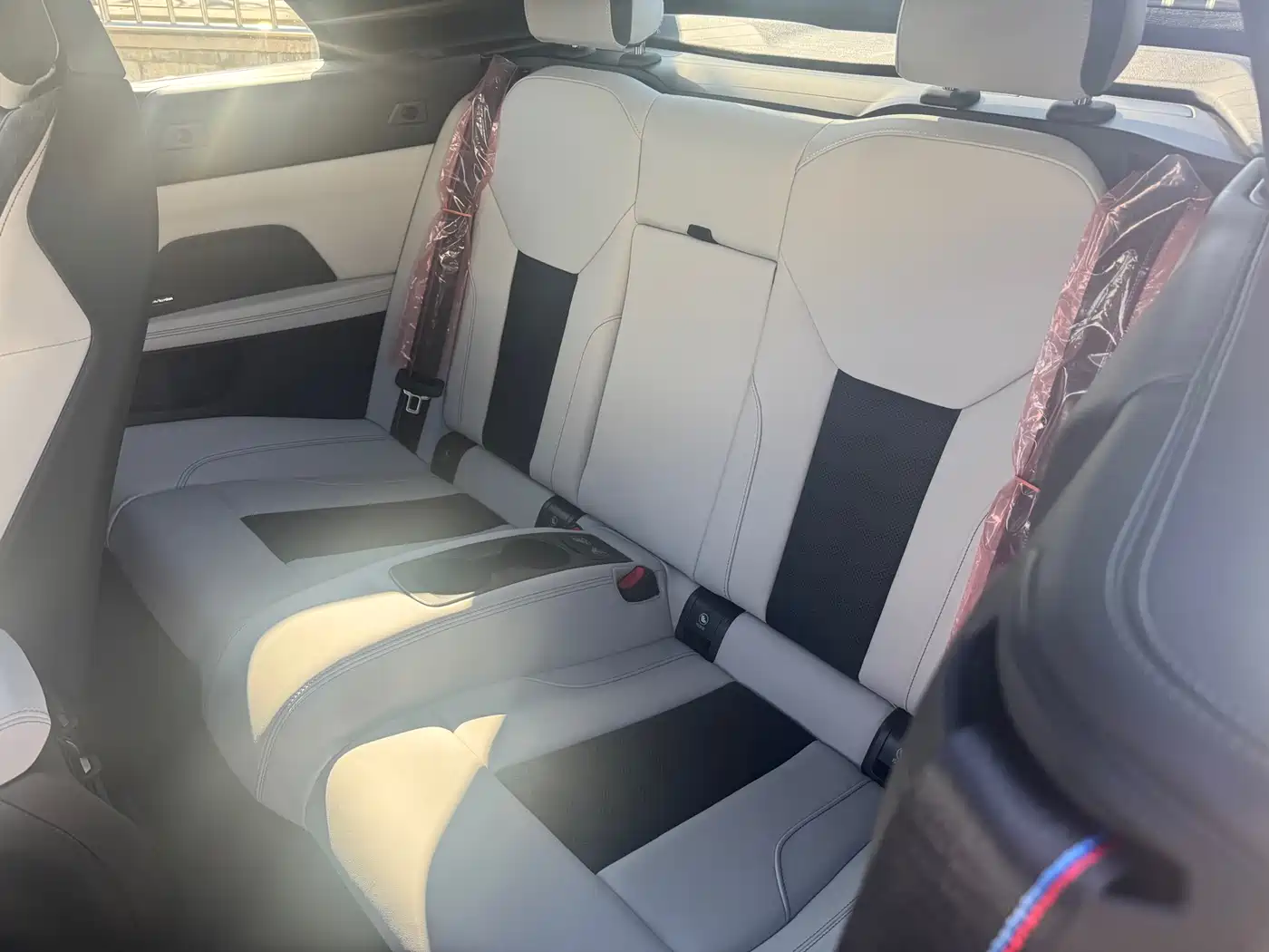 BMW M4 2024 BMW M4 Convertible M xDrive Competition фото 7