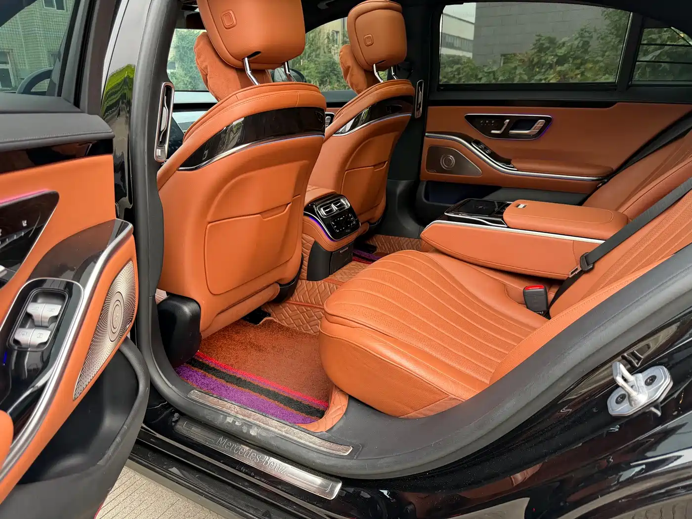 Фото 8 - Mercedes-Benz S-Class