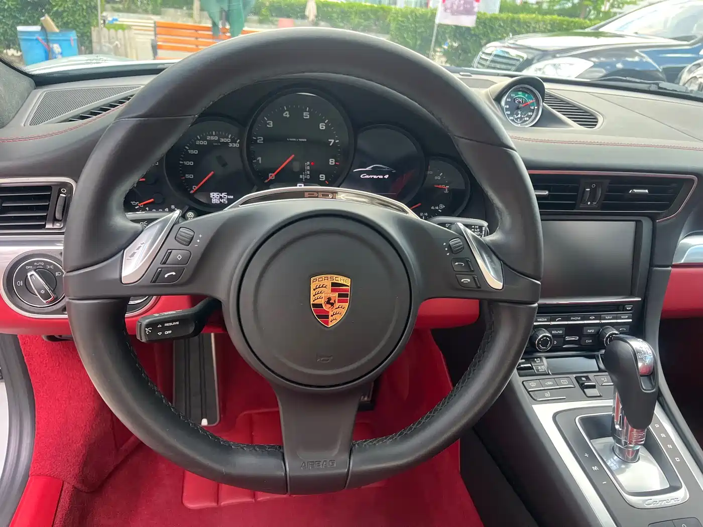 Porsche 911 2015 Carrera 4 3.4L Style Edition фото 7