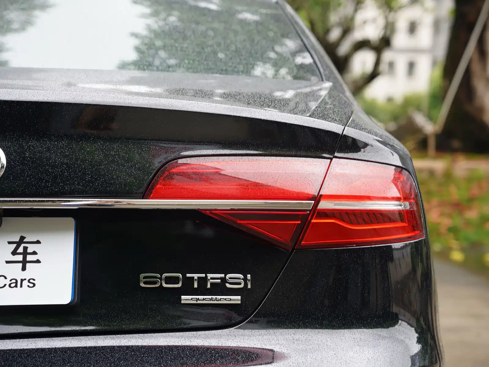 Фото 10 - Audi A8