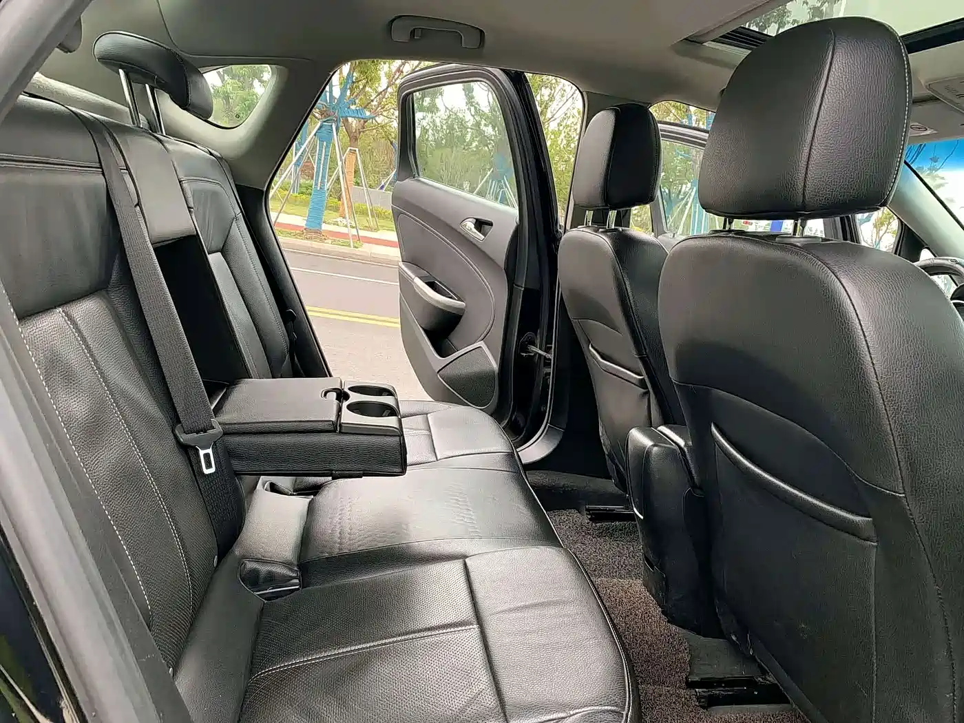Photo 11 - Buick Excelle