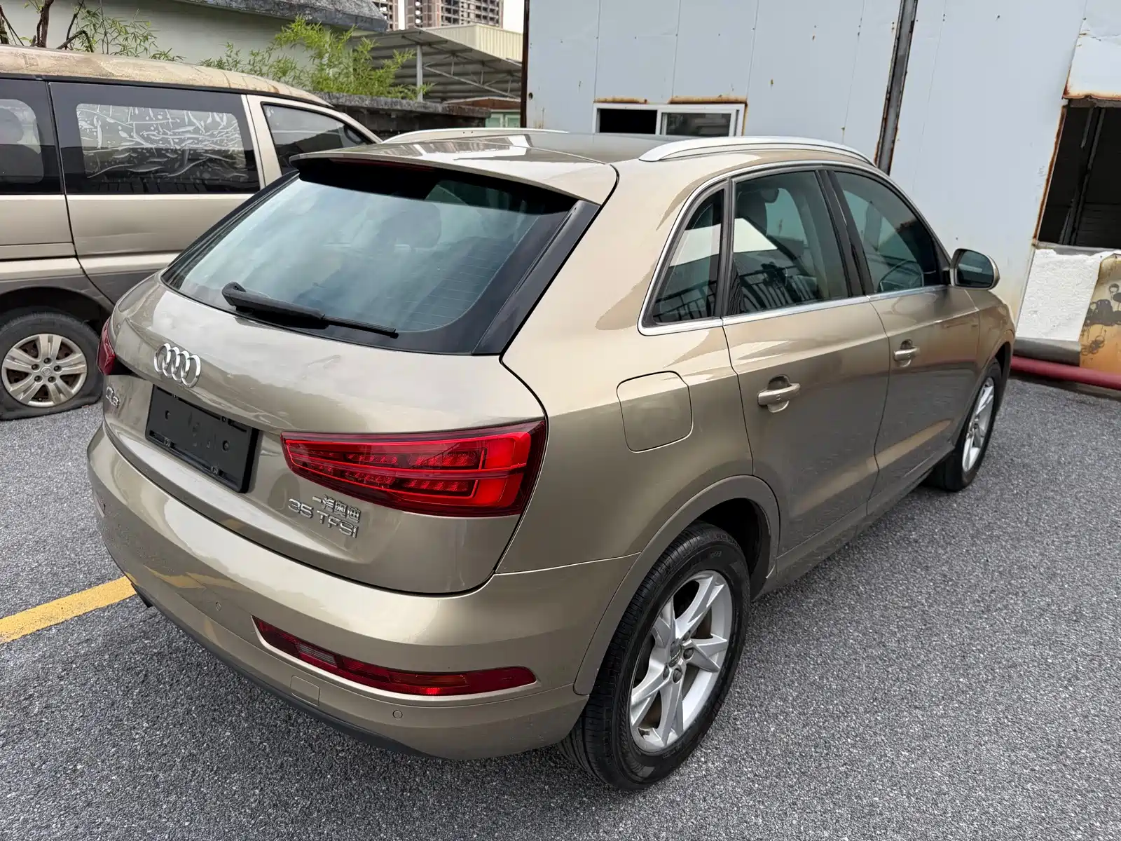 Фото 4 - Audi Q3