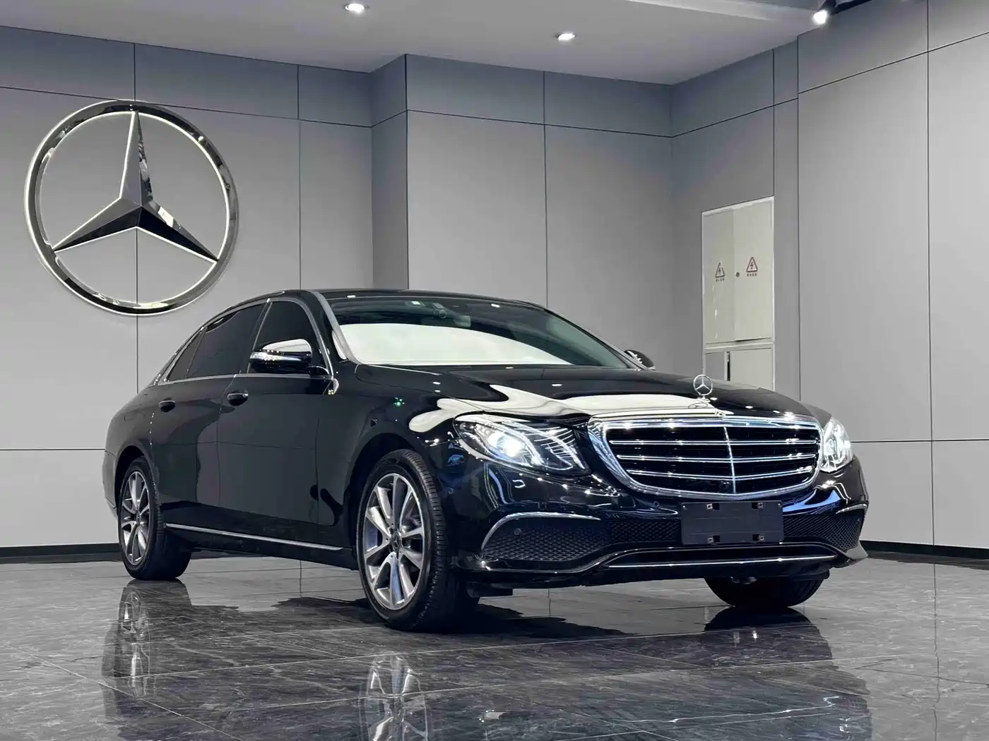 Mercedes-Benz E-Class 2019 Facelift E 300 L Fashion фото 3
