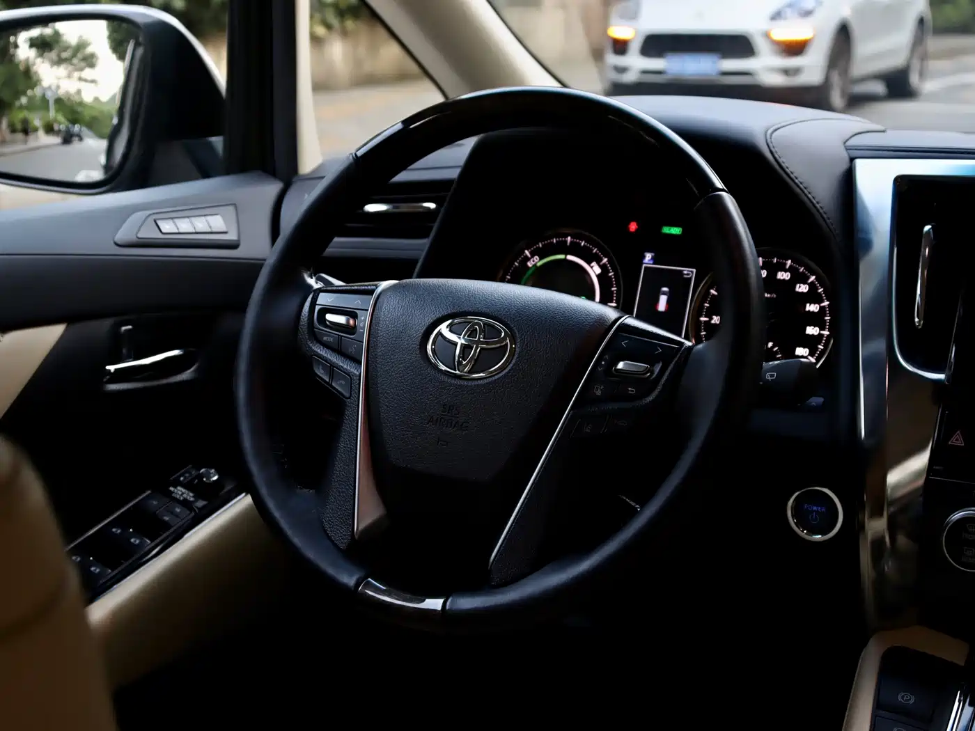 Toyota Vellfire 2020 2019 Hybrid 2.5L HV Premium Edition