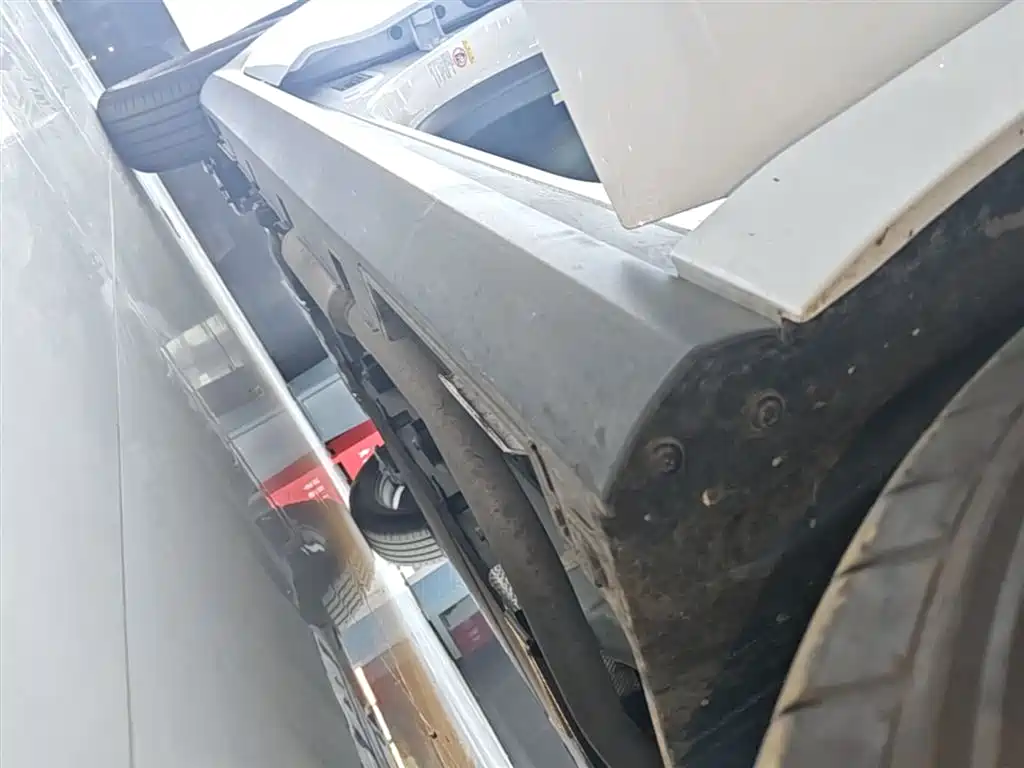 BYD Qin PLUS 2025 DM-i Smart Drive 55KM Leader фото 21