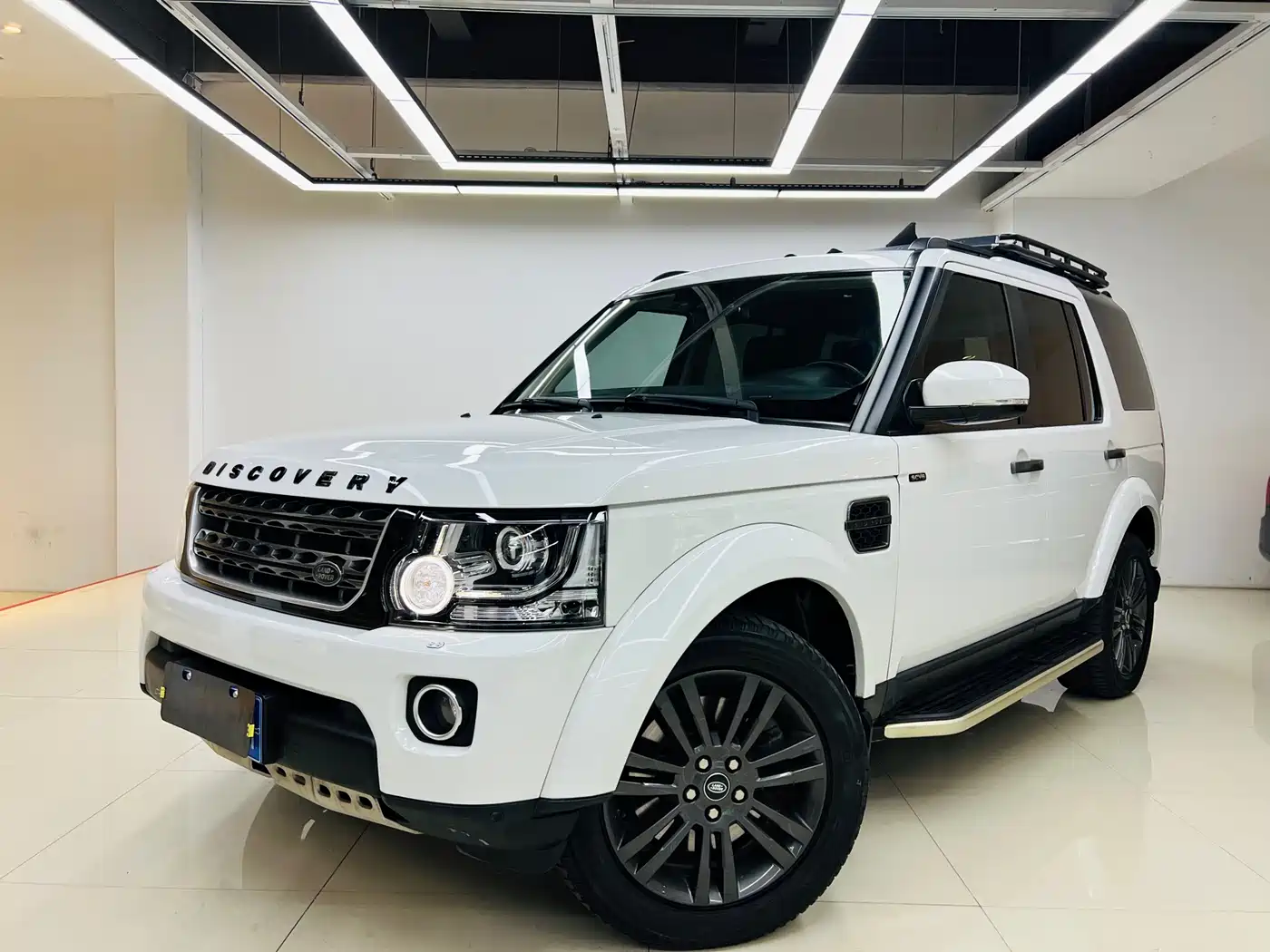 Land Rover Discovery 2016 3.0 SC Black Edition SE