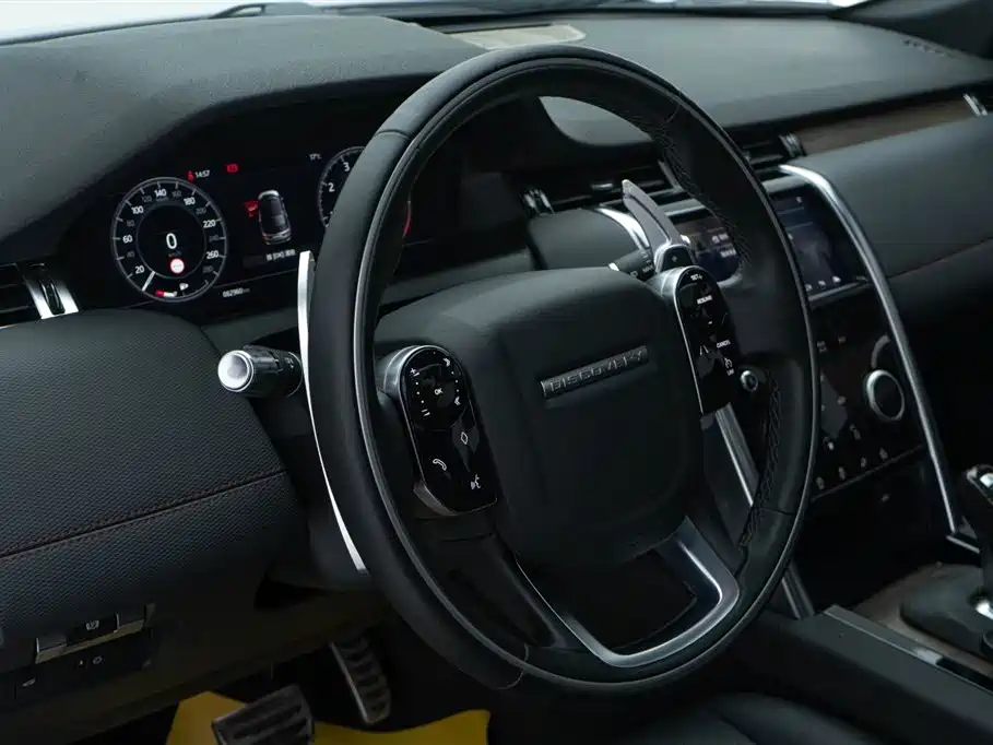 Land Rover Discovery Sport 2020 249PS R-Dynamic Performance фото 19
