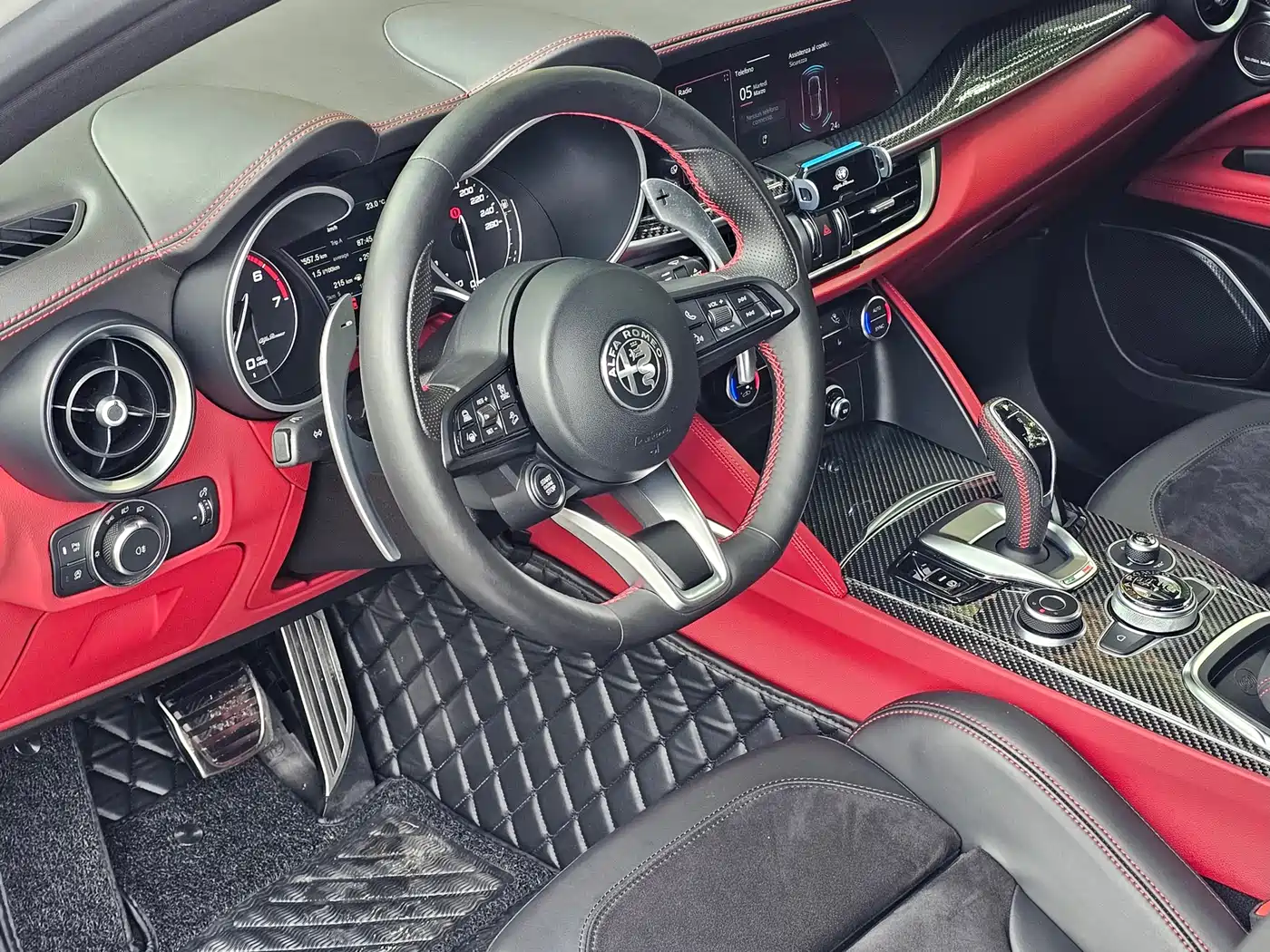 Alfa Romeo Stelvio 2022 2021 2.0T 280HP Veloce Ti Racing Edition