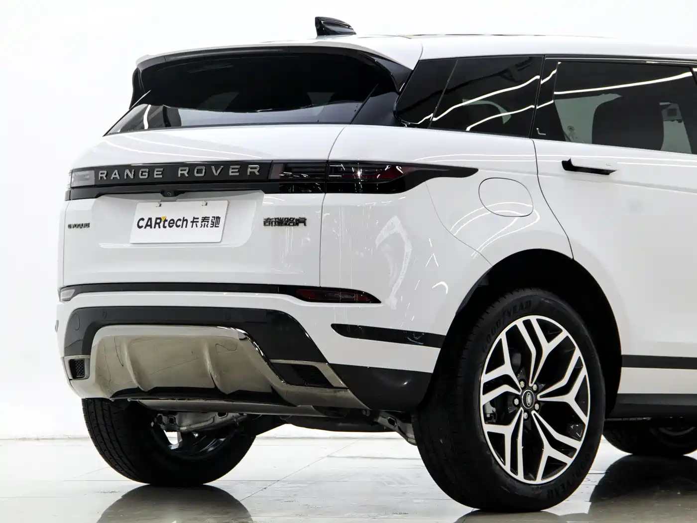 Land Rover Range Rover Evoque 2024 Range Rover Evoque L 249PS Light Master Edition фото 22