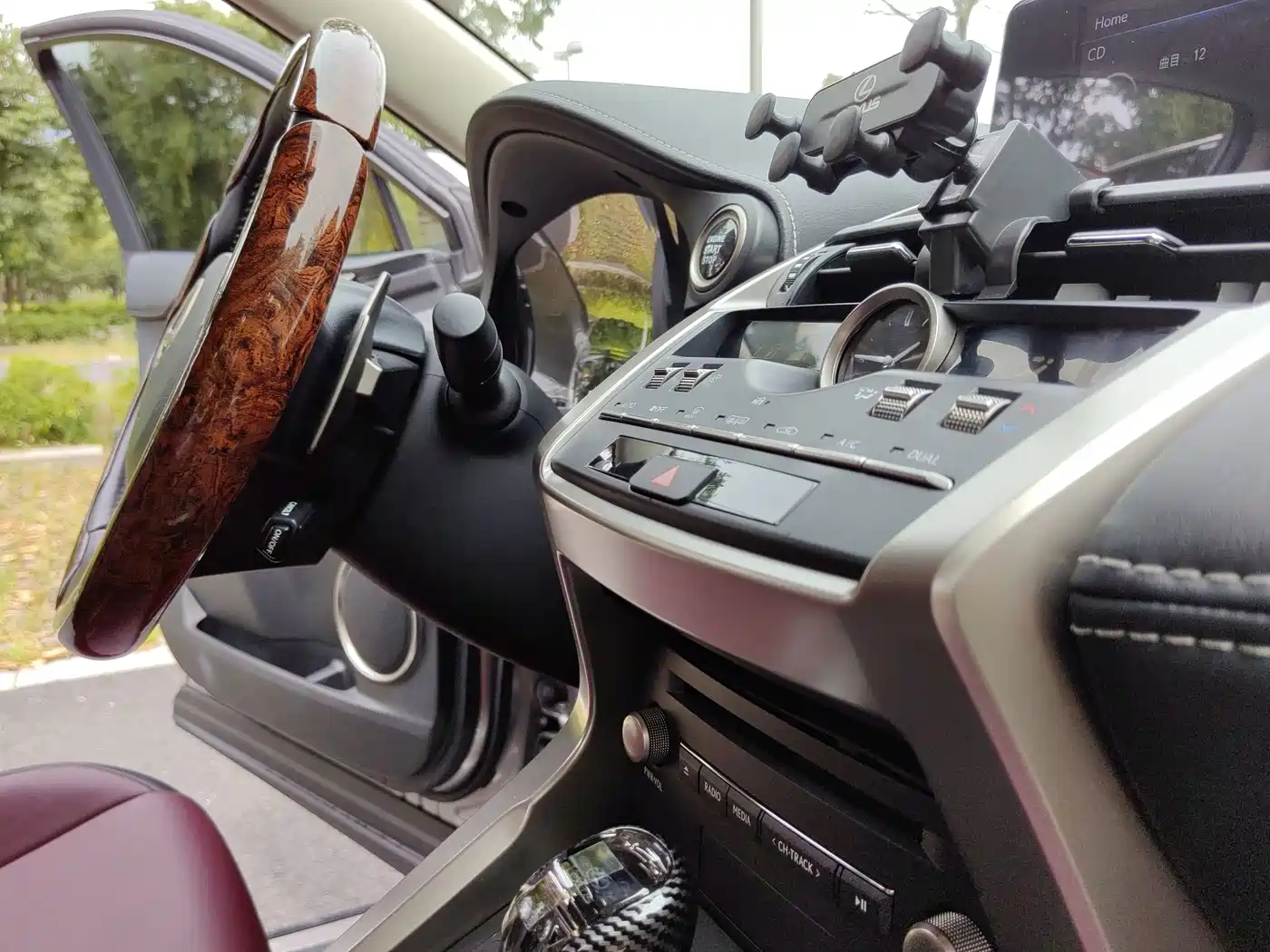 Photo 18 - Lexus NX