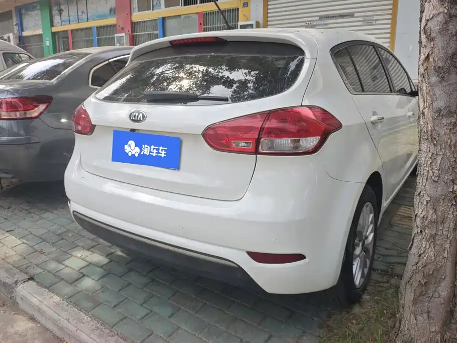 Kia K3S 2014 2014 1.6L Automatic GLS