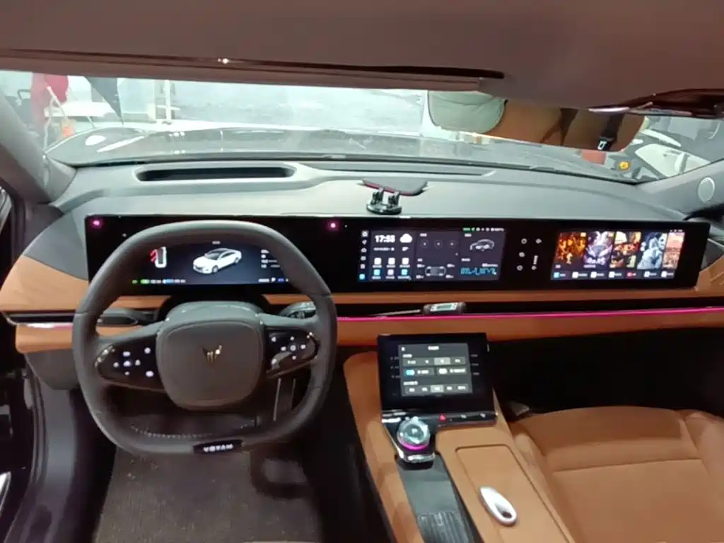Voyah Passion 2024 2024 PHEV AWD Ultra-long Range Executive Edition