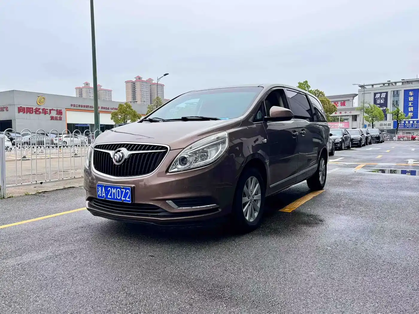 Buick GL8 2018 28T Luxury Model China VI