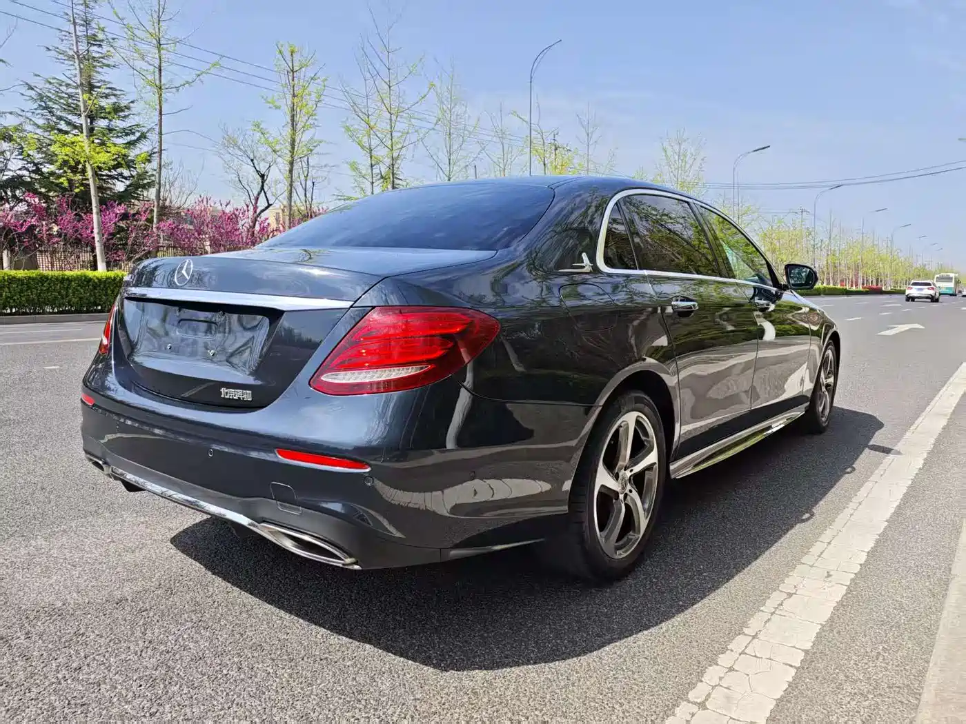 Mercedes-Benz E-Class 2018 Facelift E 300 L Sport Fashion фото 3