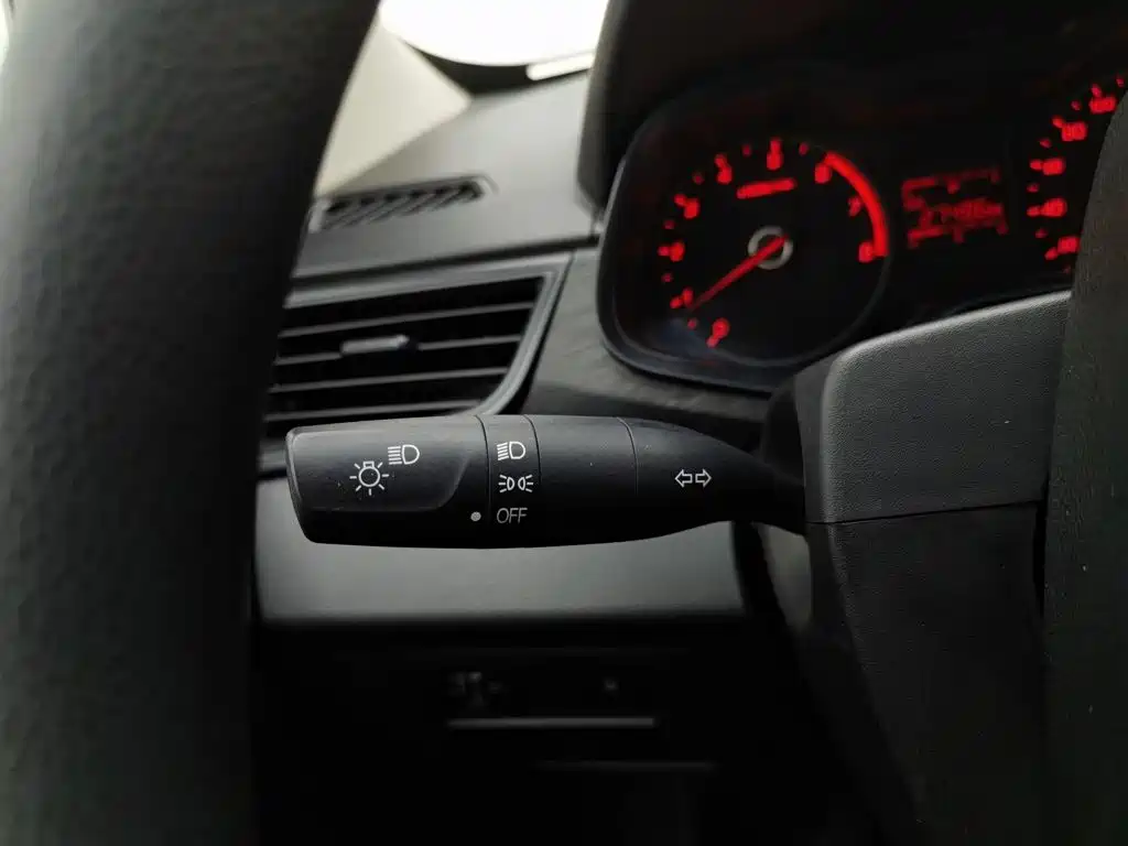 Baojun 310 2021 2020 1.2L Manual Comfort Edition