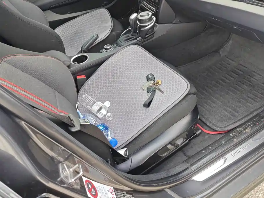BMW X1 2013 2012 sDrive18i Fashion Model