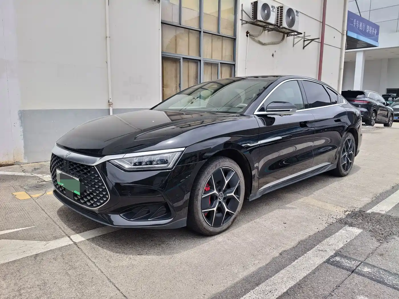  BYD Han 2024 DM-i Glory Edition 200KM Flagship