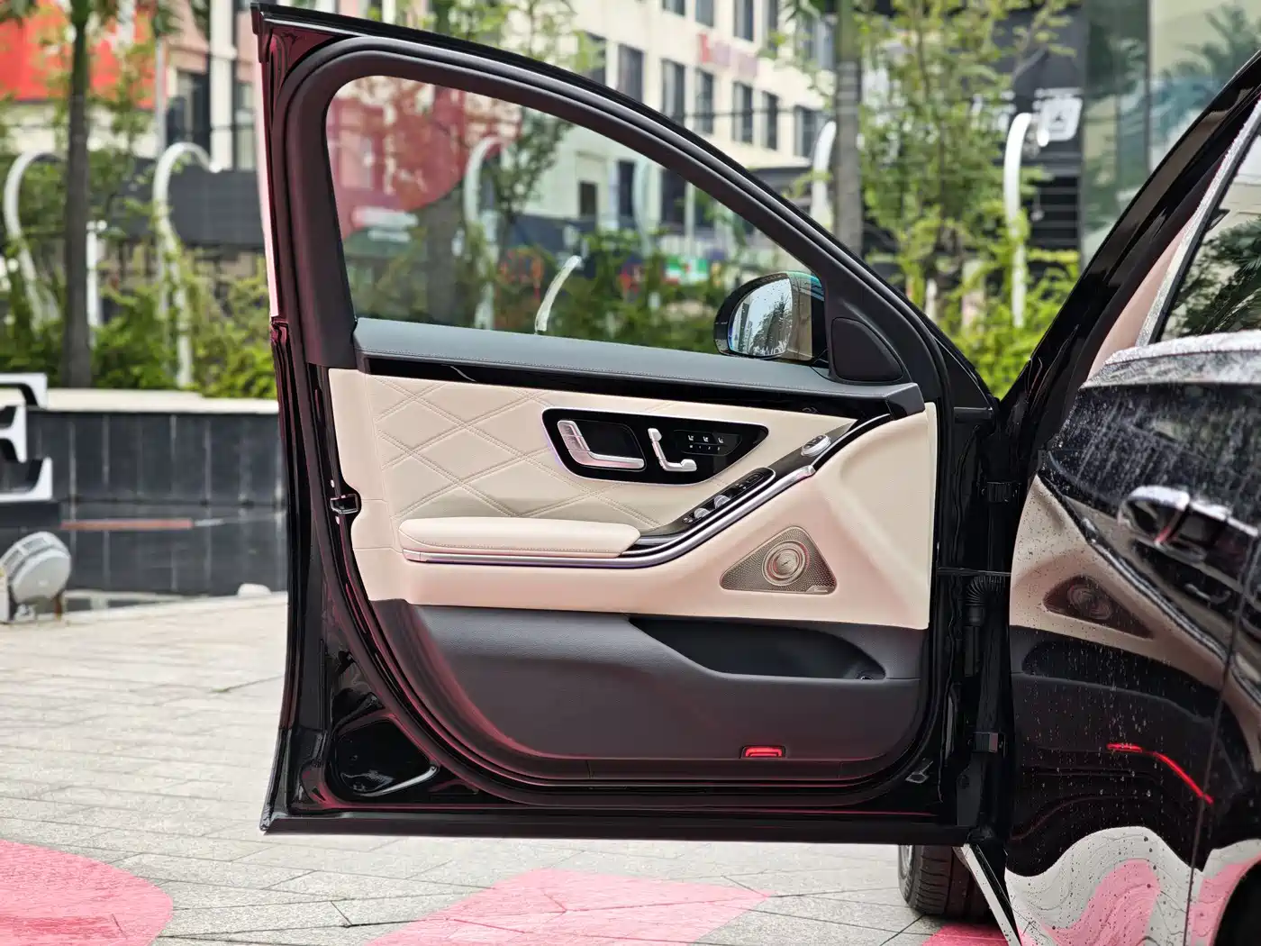 Mercedes-Benz Maybach S-Class 2023 S 480 4MATIC фото 28