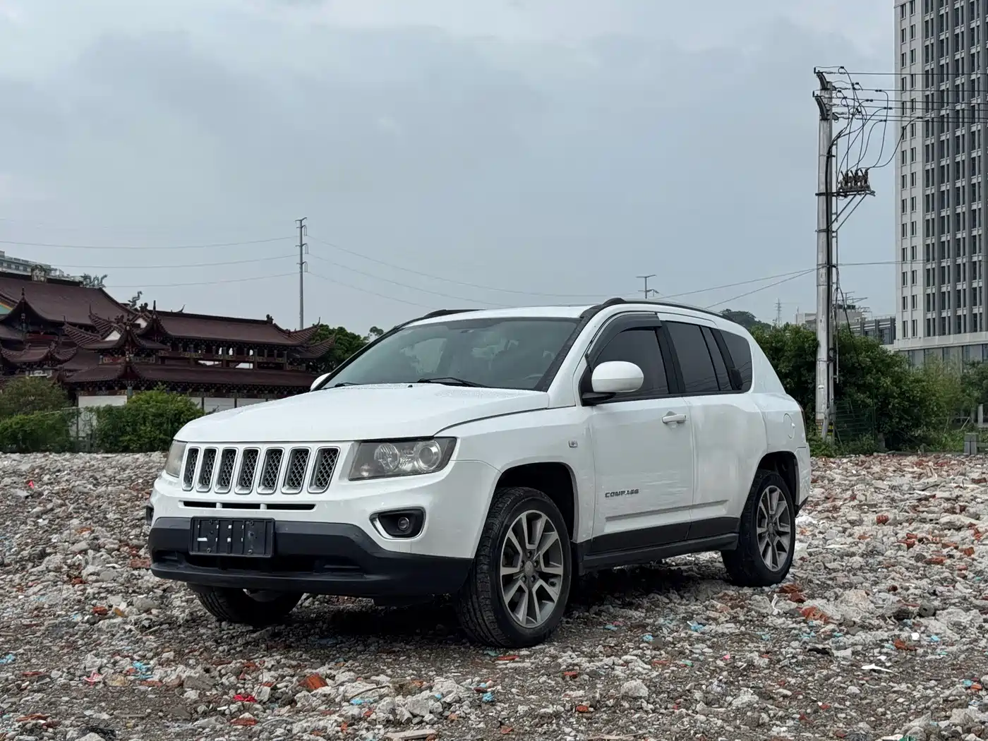 Jeep Compass (Import) 2015 2014 Facelift 2.4L 4WD Luxury Navigation Edition