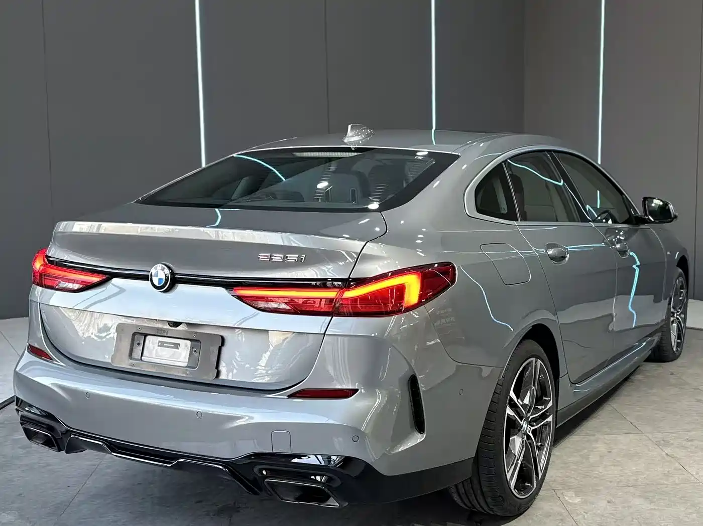 BMW 2 Series (Import) 2023 225i 4-Door Coupe M Sport Package фото 6