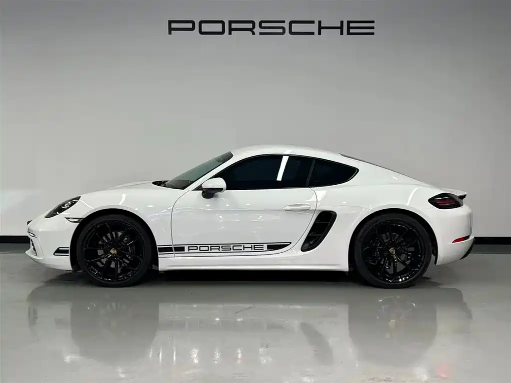 Porsche 718 фото 5