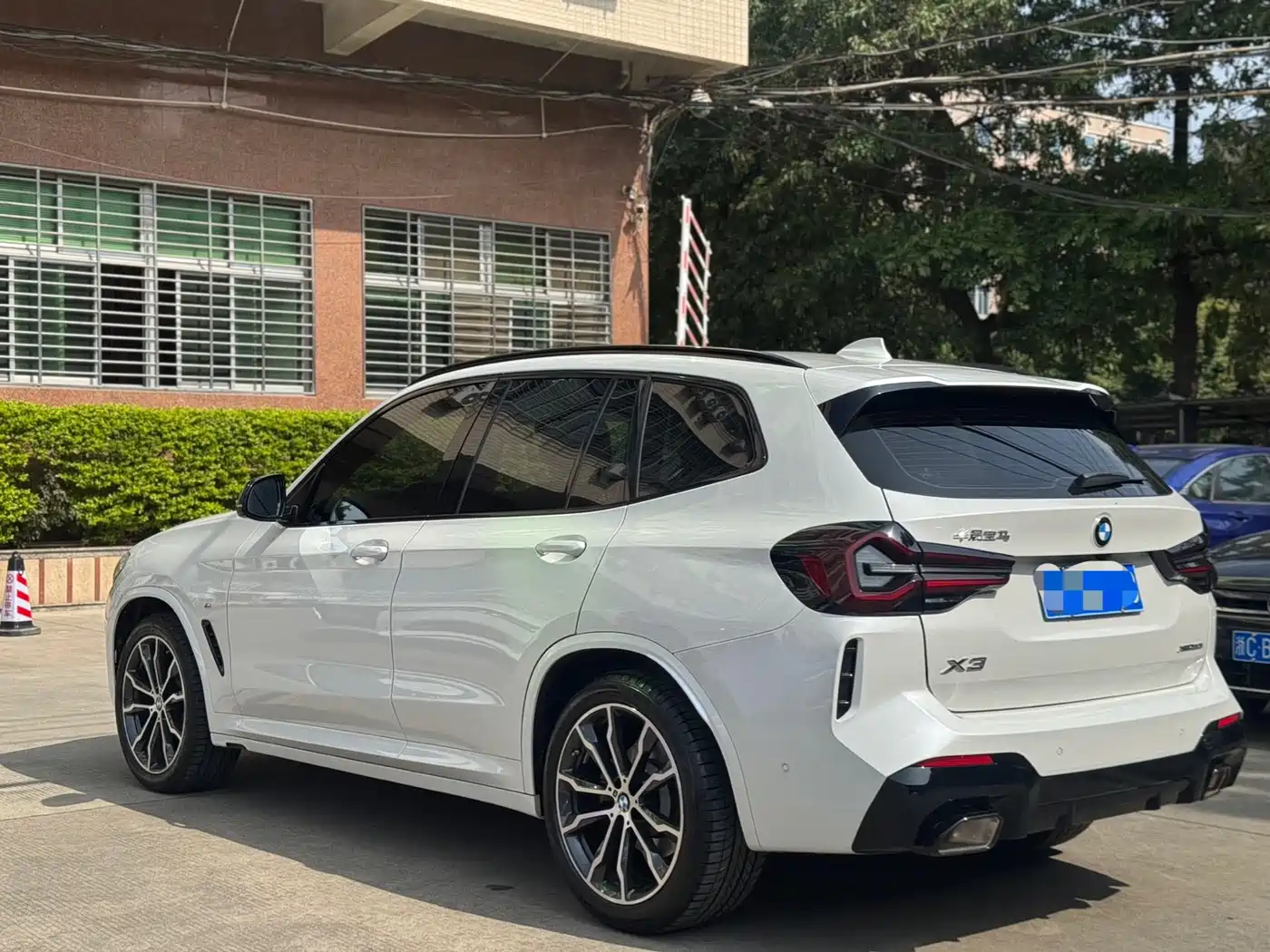 BMW X3 2022 xDrive30i Leading M Night Package фото 3
