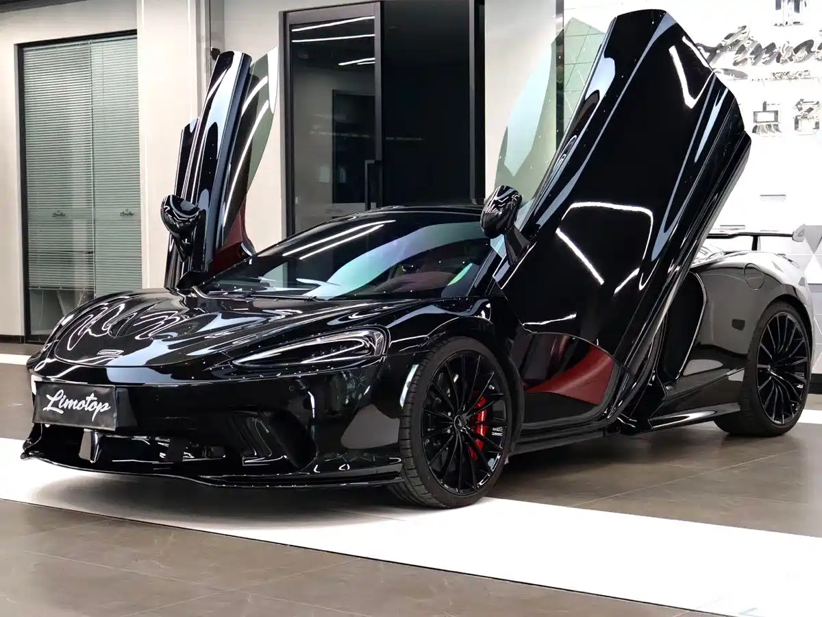 McLaren GT