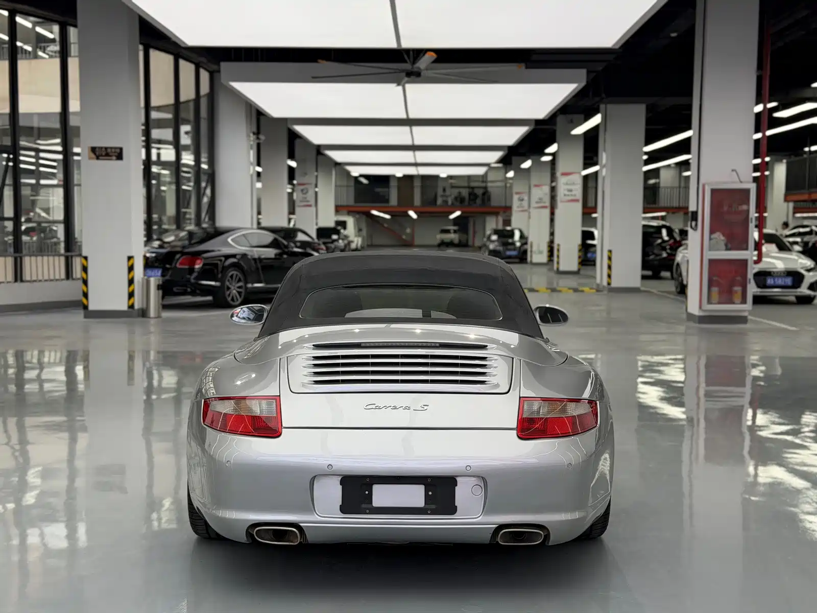 صورة 17 - Porsche 911